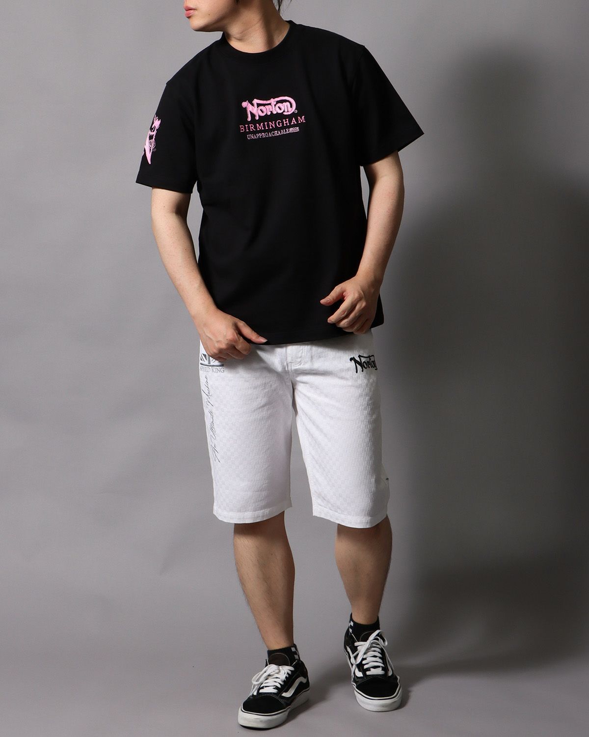 ブラック：178cm/75kg(Lサイズ着用)