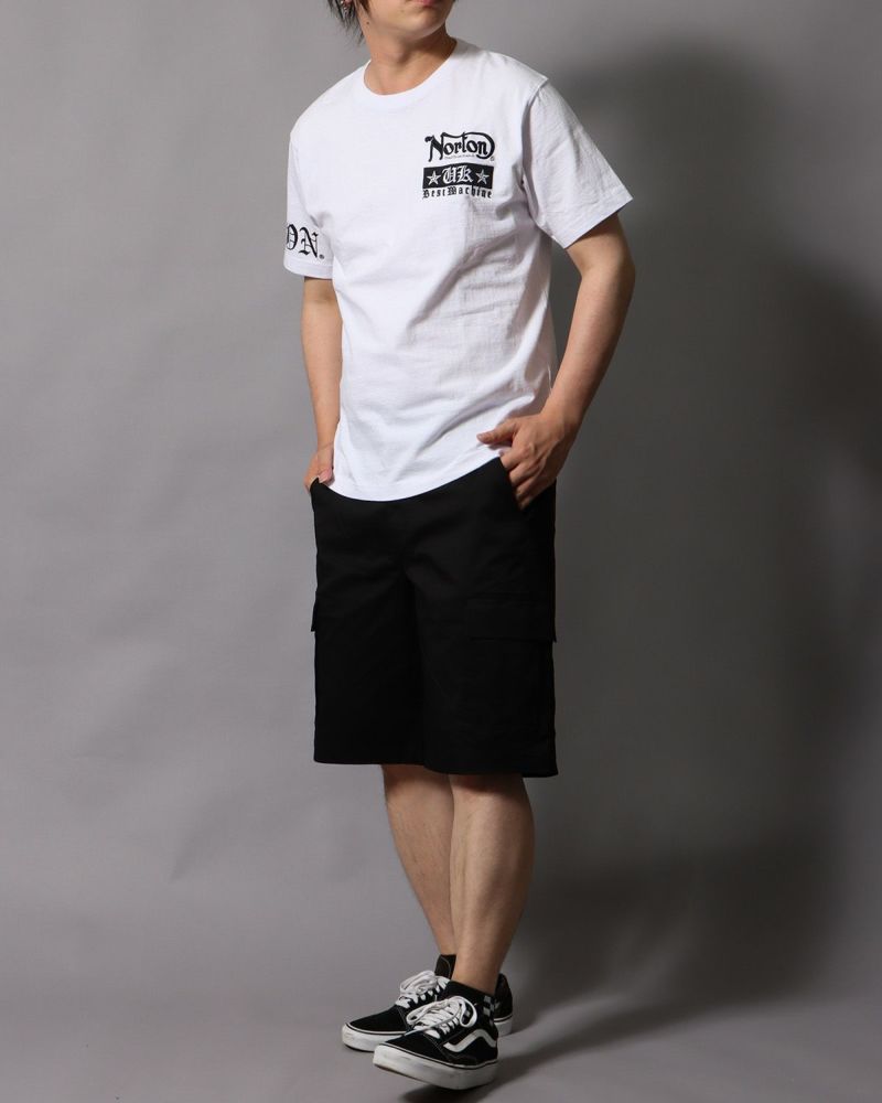 ホワイト：178cm/75kg(Lサイズ着用)