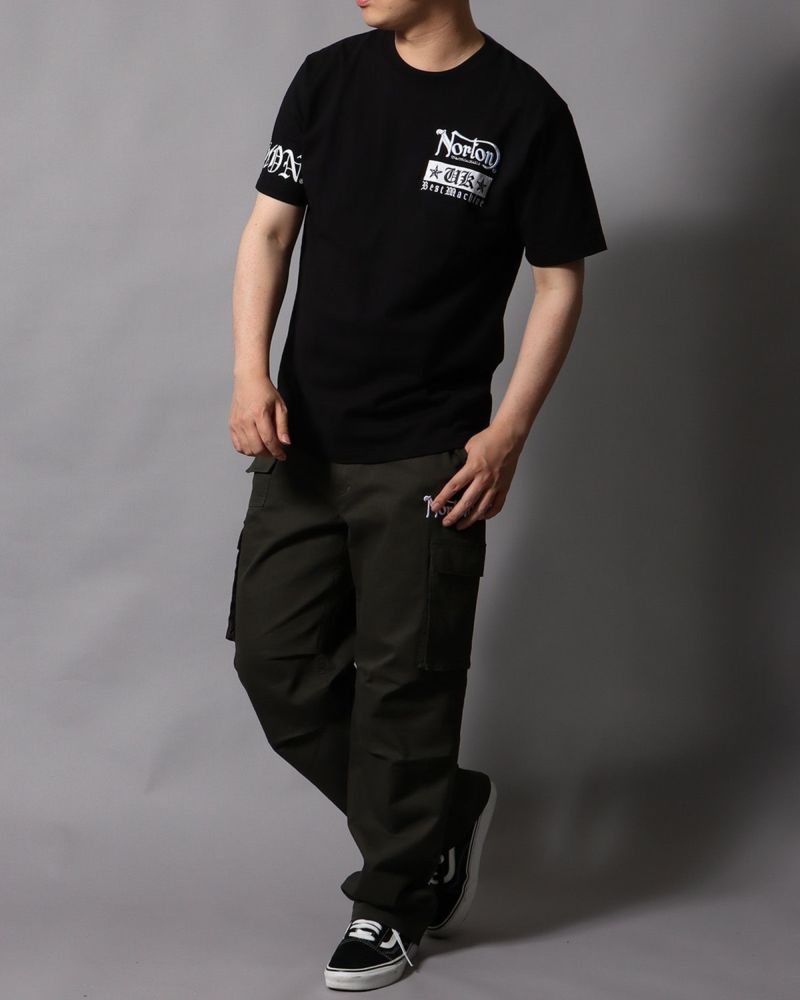 ブラック：178cm/75kg(Lサイズ着用)