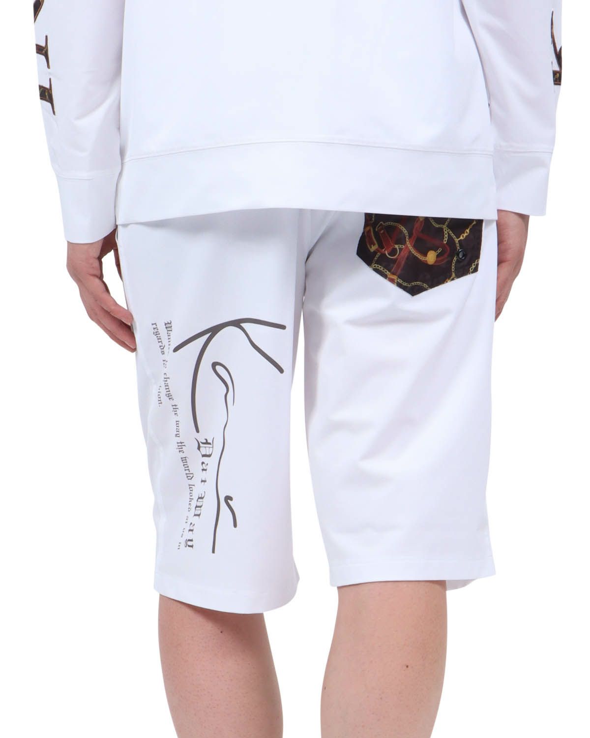 ホワイト：174cm62kg(Mサイズ着用)