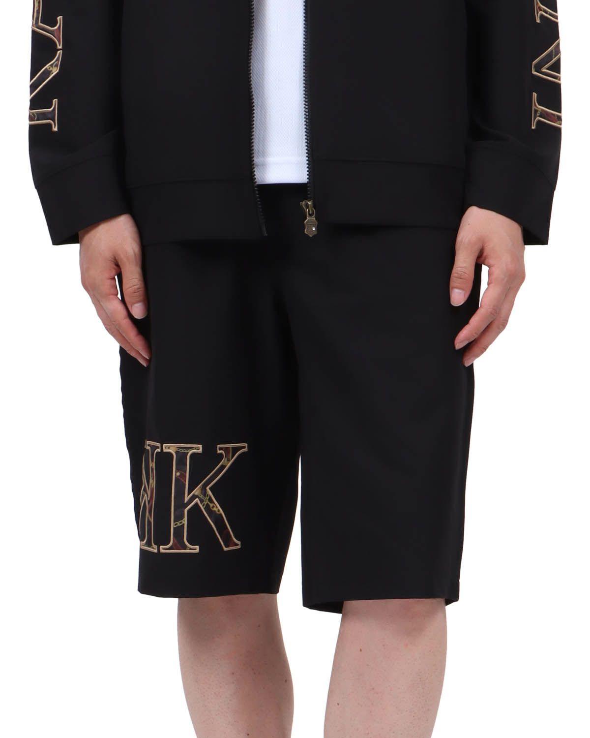 ブラック：174cm62kg(Mサイズ着用)