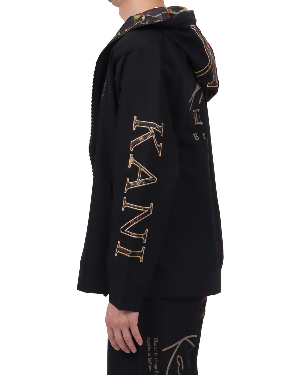 ブラック：174cm62kg(Lサイズ着用)