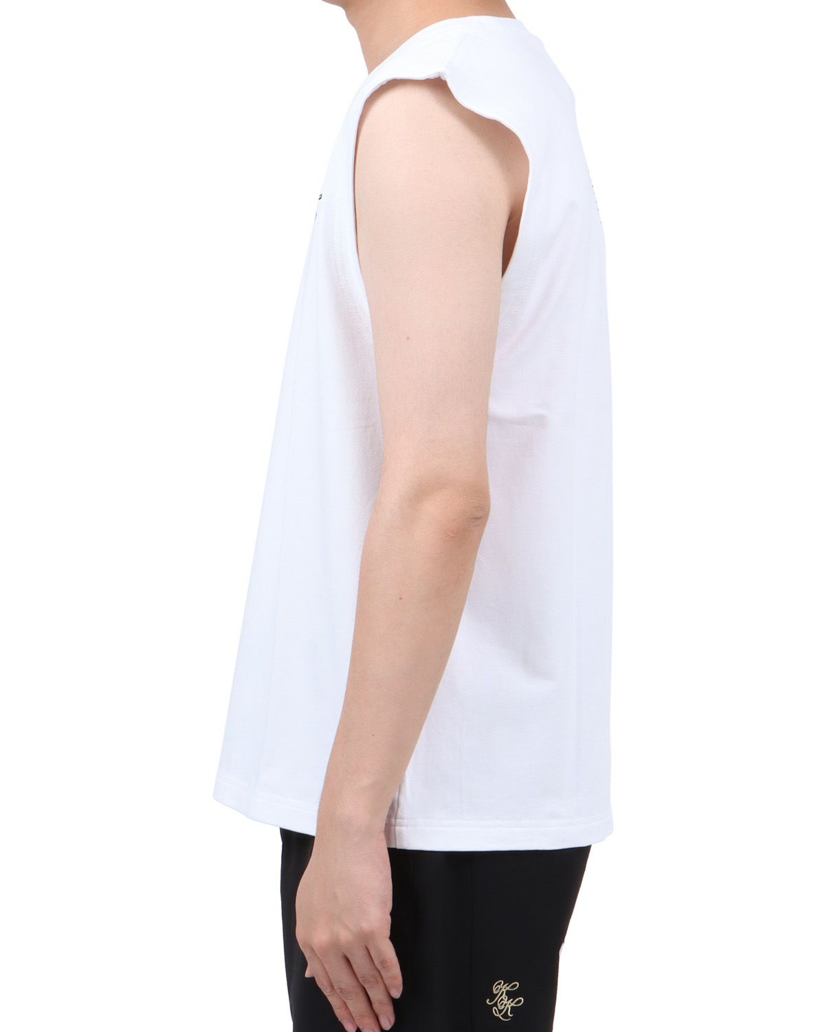 ホワイト：173cm63kg(Lサイズ着用)