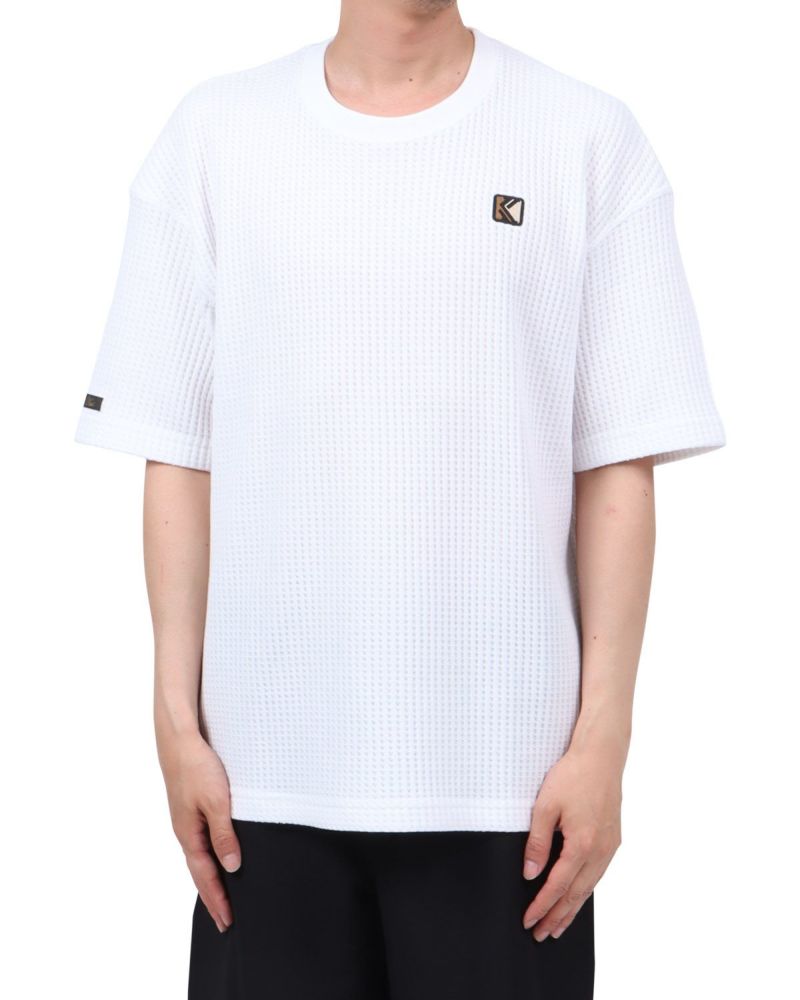 ホワイト：174cm62kg(Lサイズ着用)