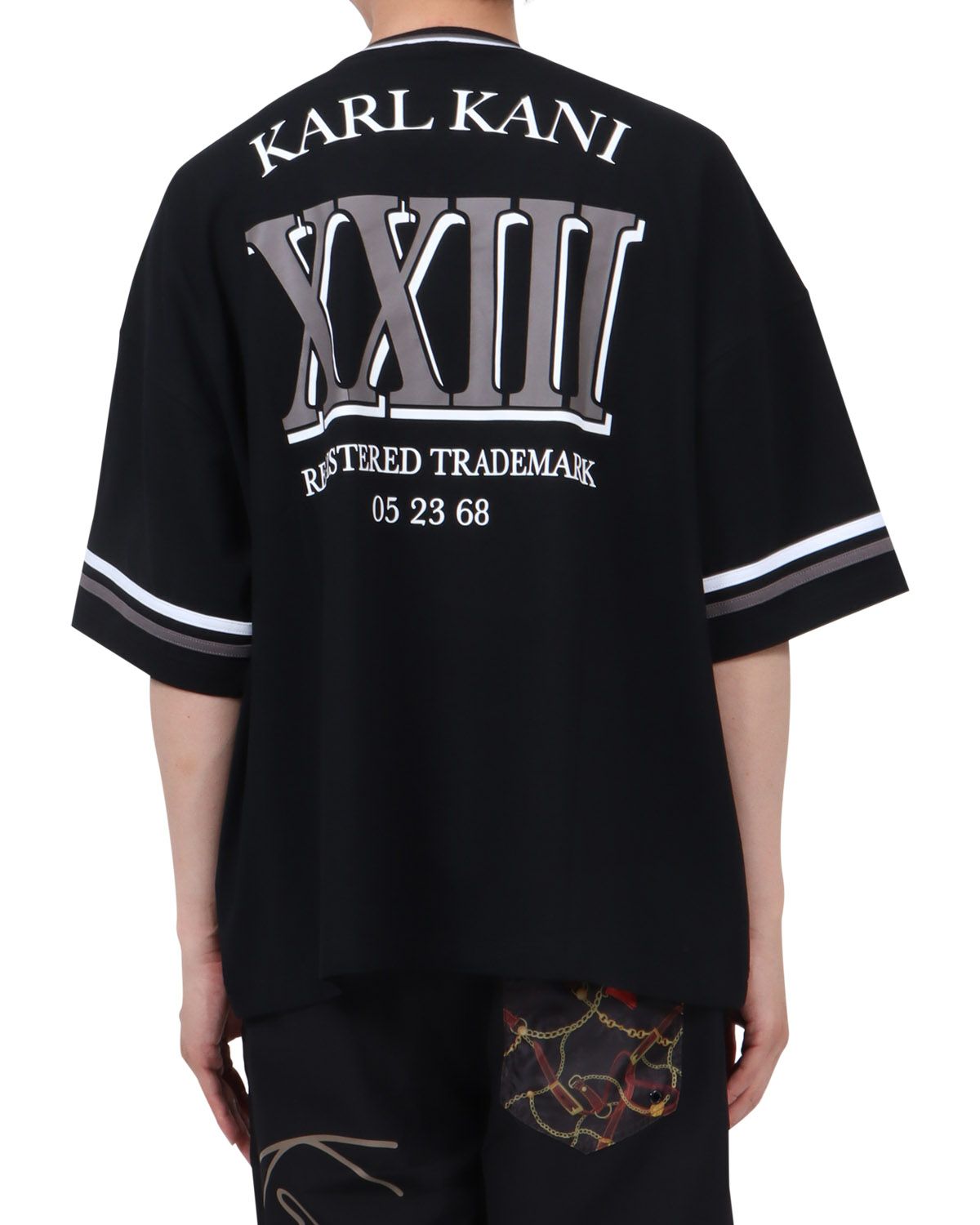 ブラック：174cm62kg(Lサイズ着用)