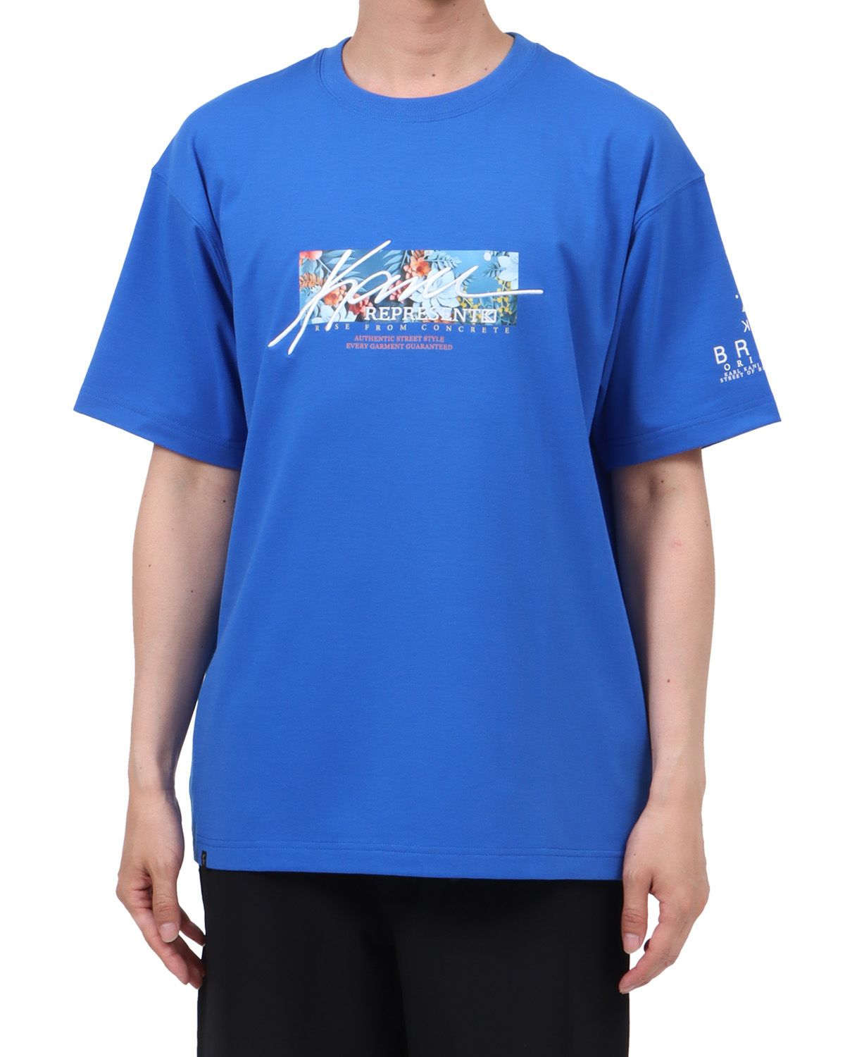 ブルー：174cm62kg(Lサイズ着用)