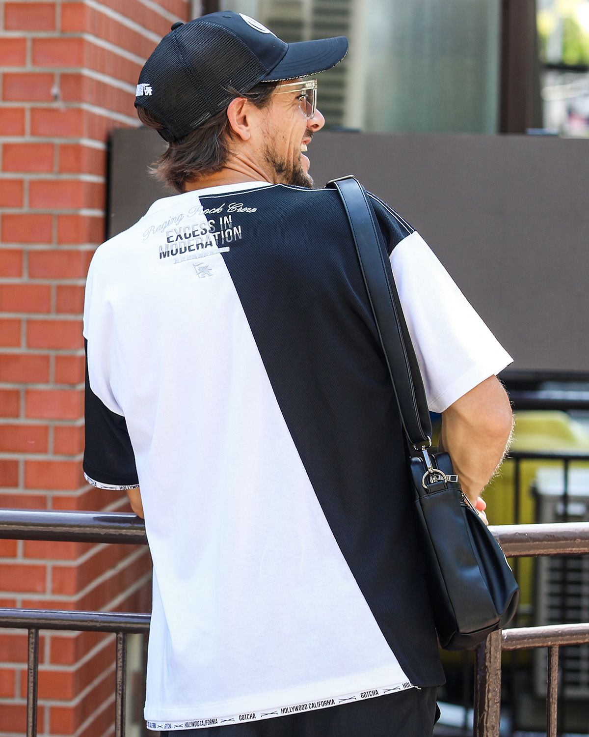 ホワイト：183cm/70kg(Lサイズ着用)