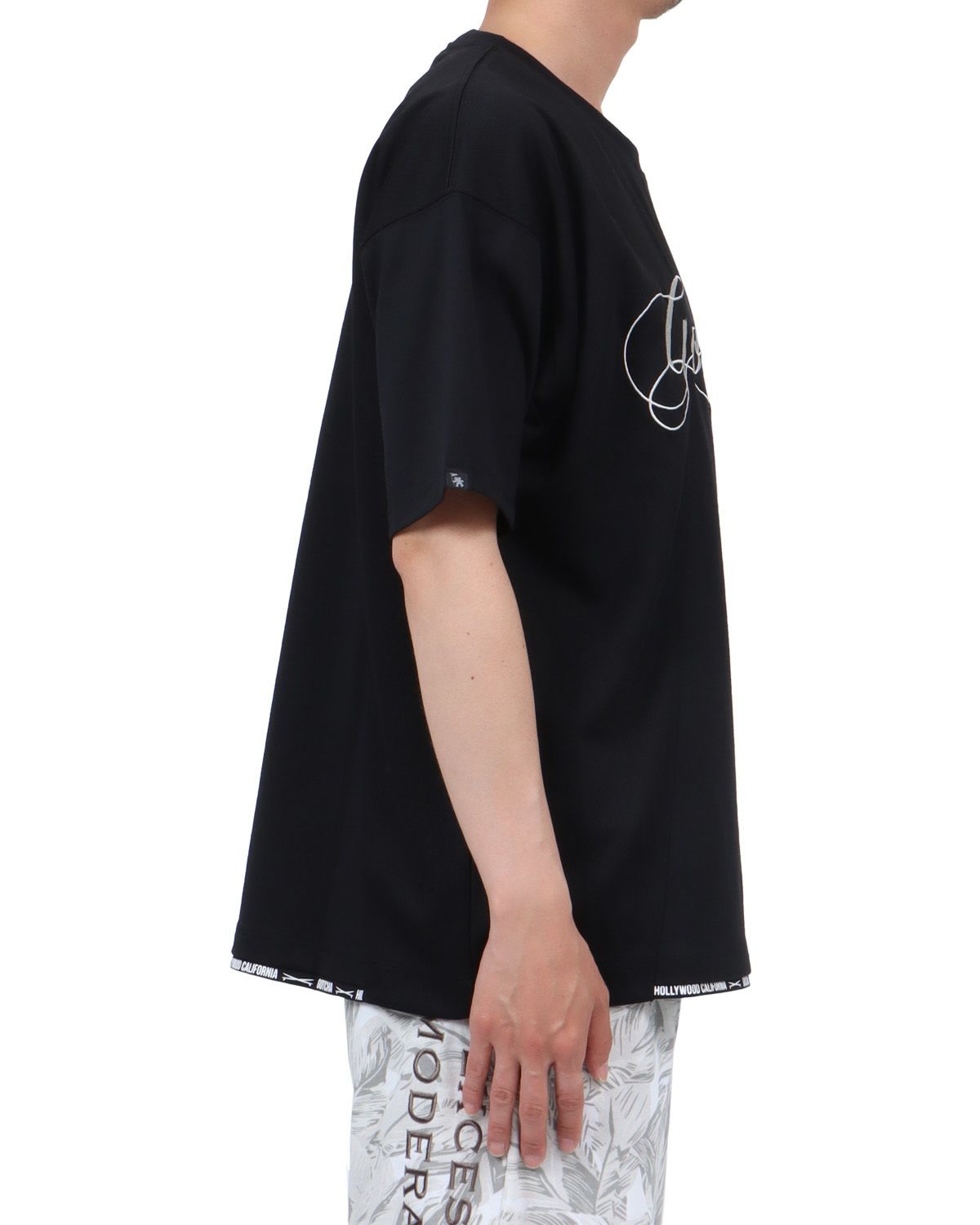 ブラック：174cm62kg(Lサイズ着用)