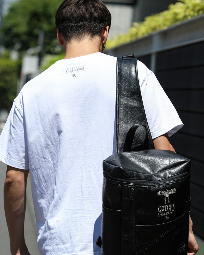 ホワイト：180cm/70kg(Lサイズ着用)