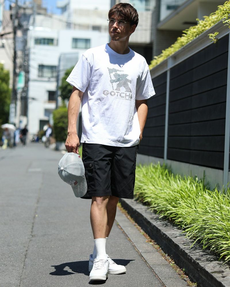 ホワイト：180cm/70kg(Lサイズ着用)