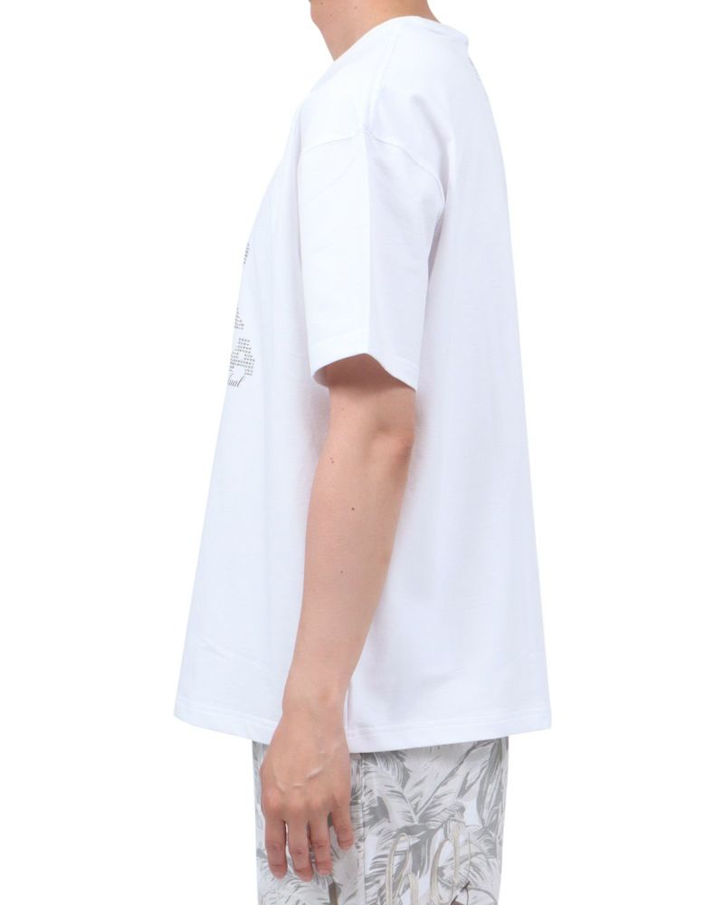 ホワイト：174cm62kg(Lサイズ着用)