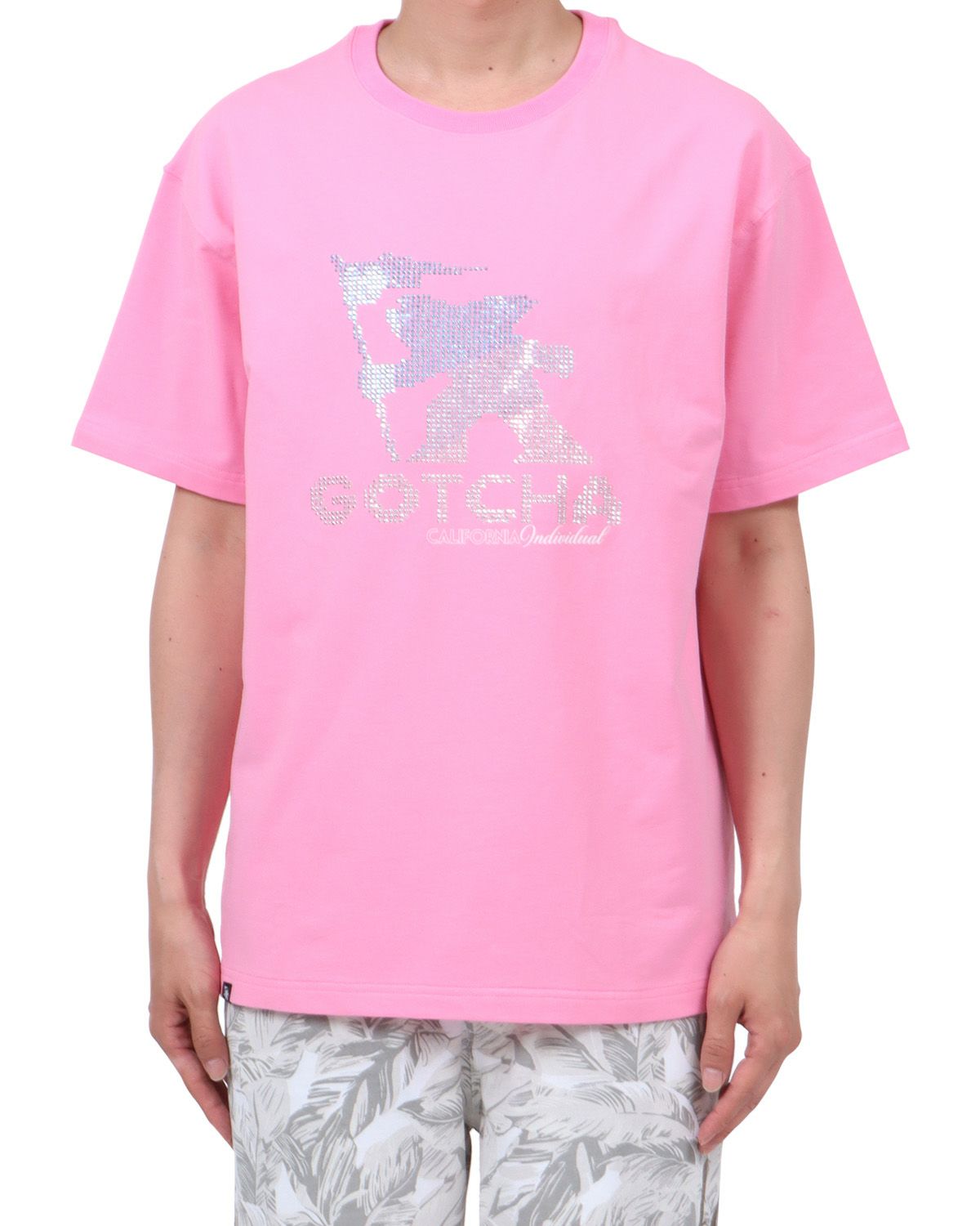 ピンク：174cm62kg(Lサイズ着用)