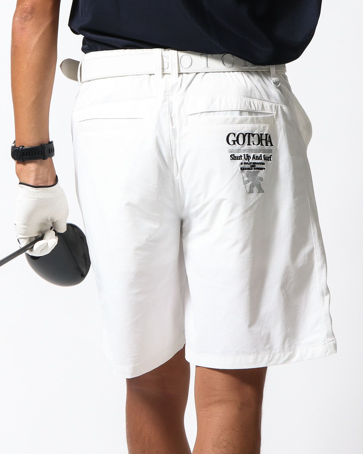 ホワイト：178cm/68kg(Lサイズ着用)