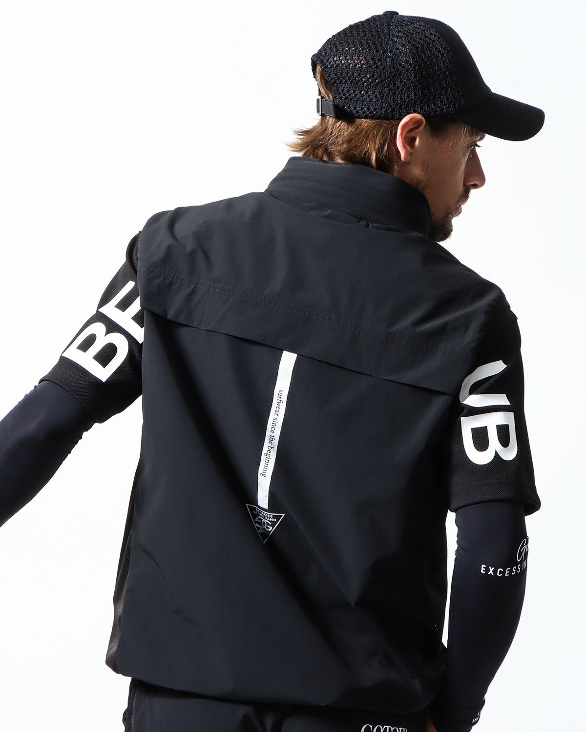 ブラック：183cm/70kg(Lサイズ着用)