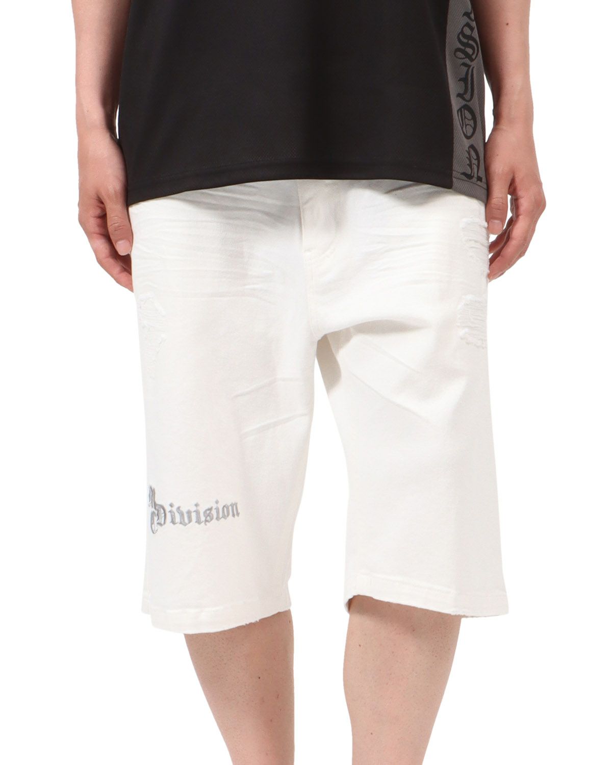 ホワイト：174cm62kg(Mサイズ着用)