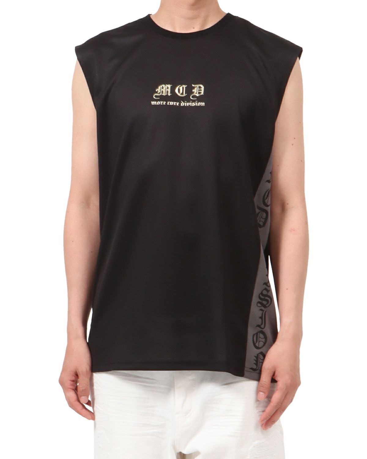 ブラック：174cm62kg(Lサイズ着用)