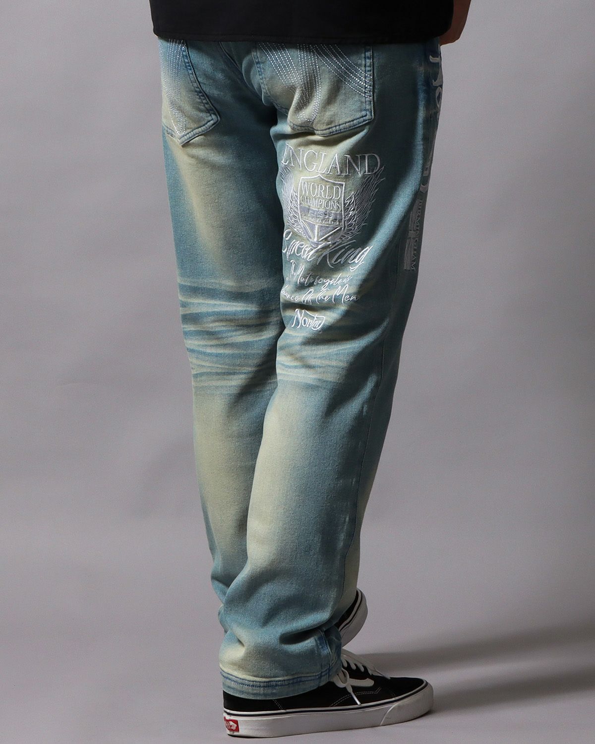 ブリーチ：178cm/75kg(Lサイズ着用)