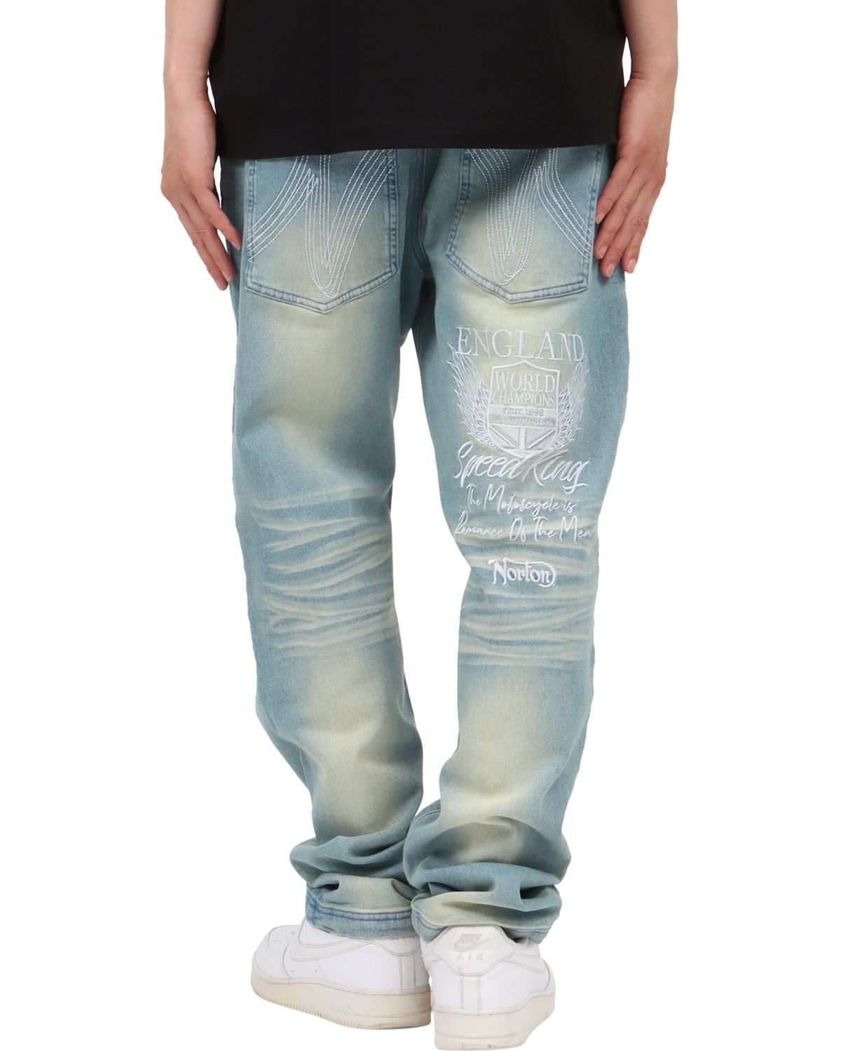 ブリーチ：174cm62kg(Mサイズ着用)