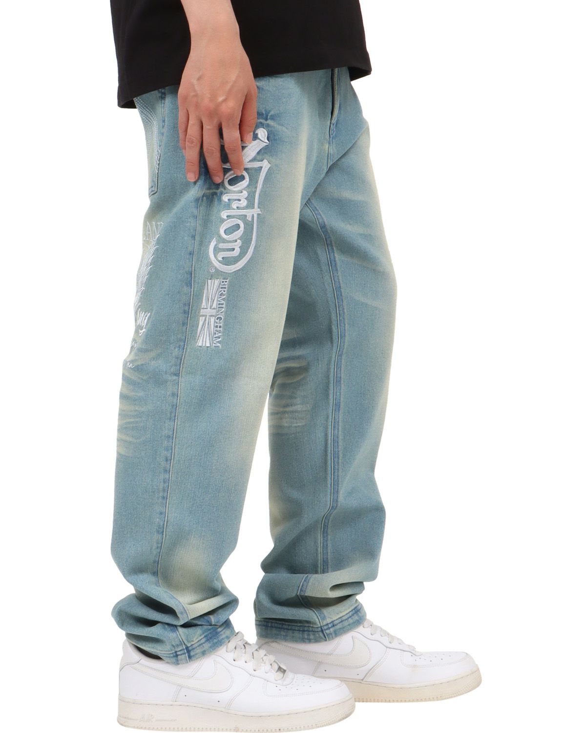 ブリーチ：174cm62kg(Mサイズ着用)