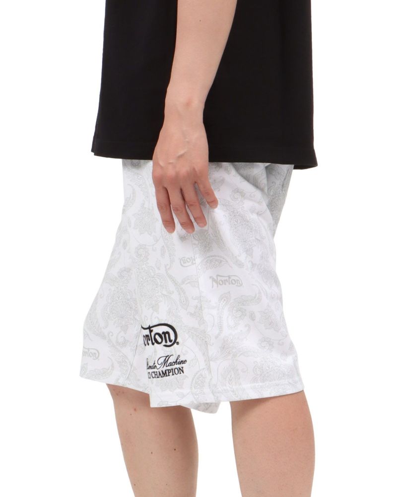 ホワイト：174cm62kg(Mサイズ着用)