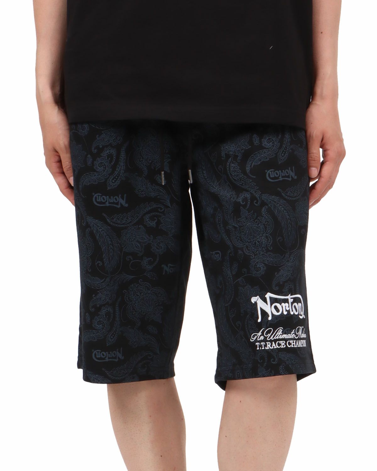 ブラック：174cm62kg(Mサイズ着用)