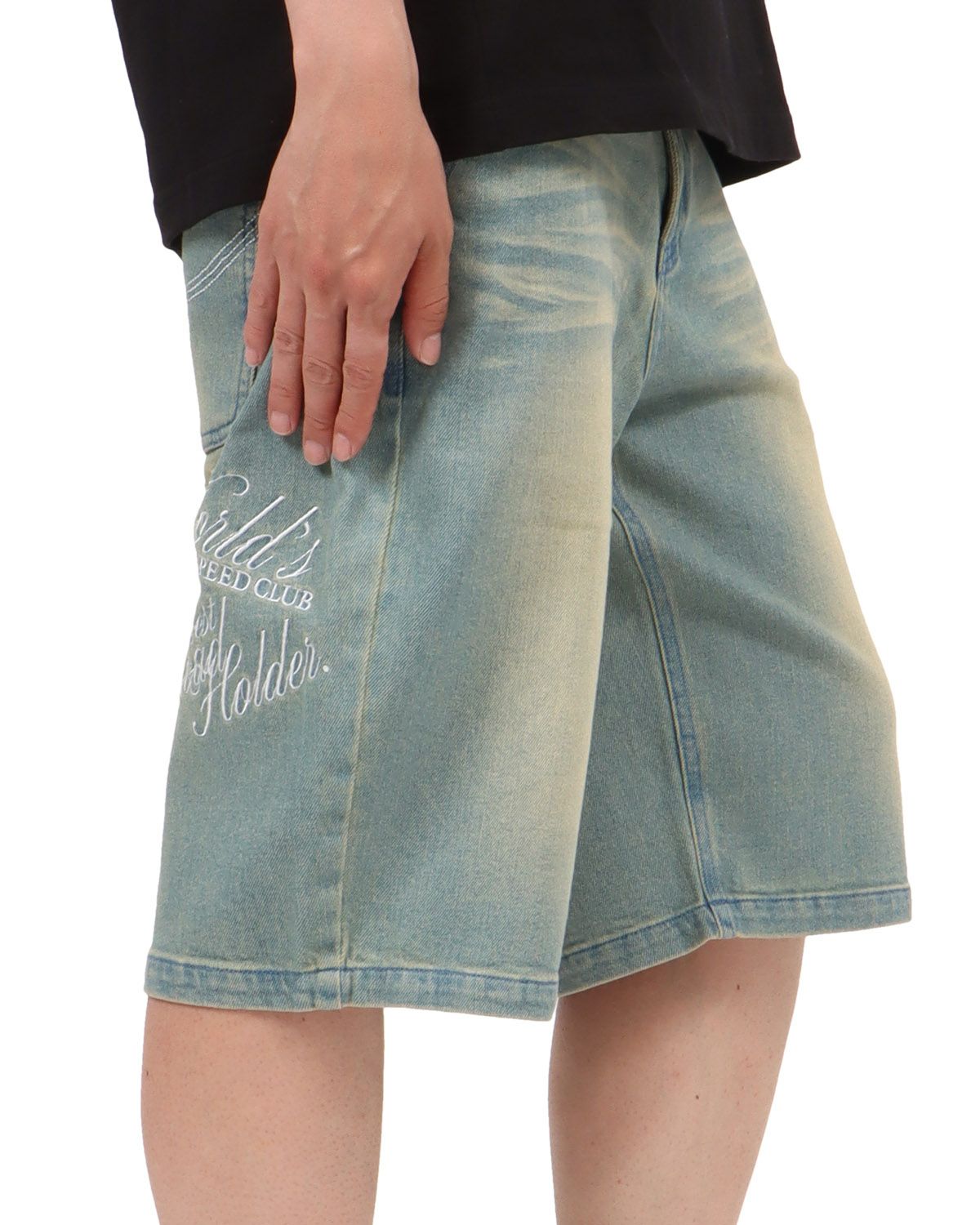 ブリーチ：174cm62kg(Mサイズ着用)