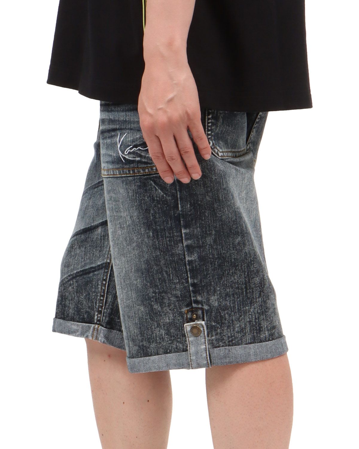 インディゴ：174cm62kg(Mサイズ着用)