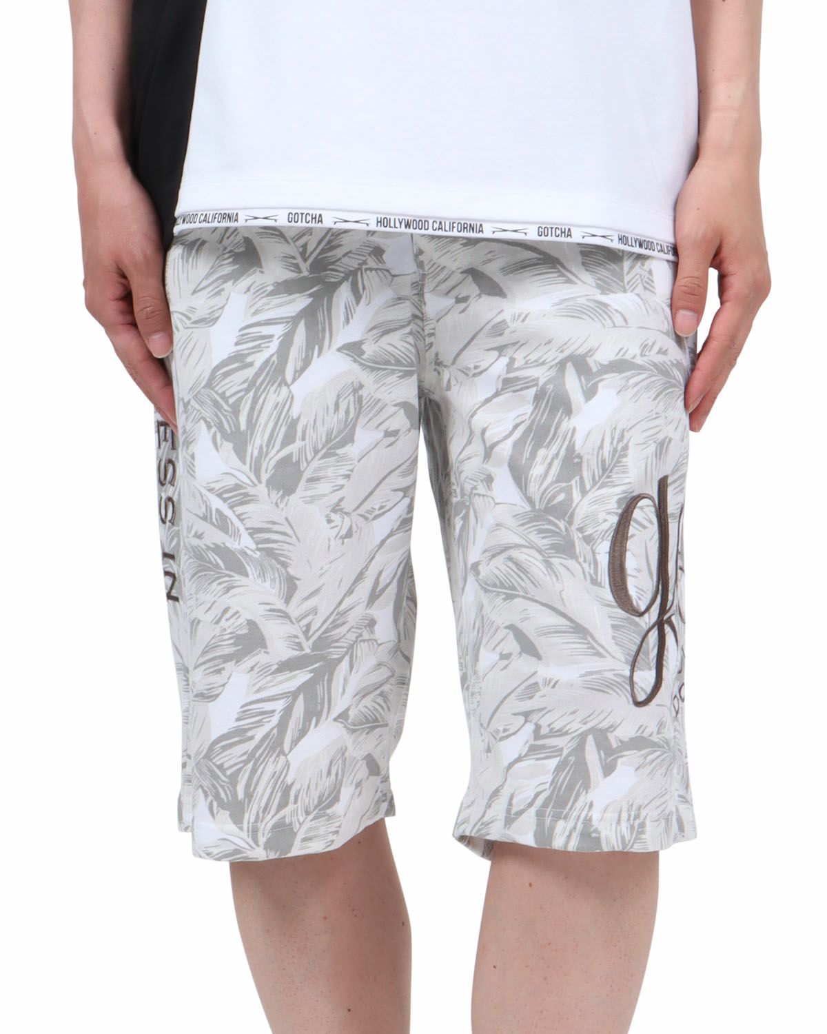 ホワイト：174cm62kg(Mサイズ着用)