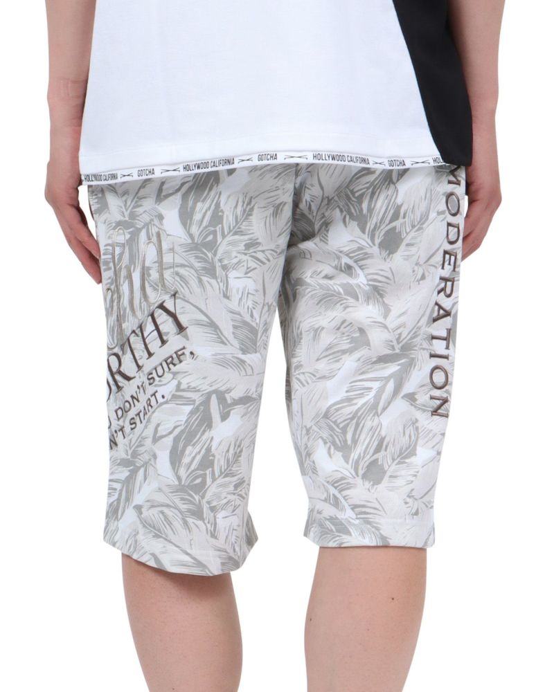 ホワイト：174cm62kg(Mサイズ着用)