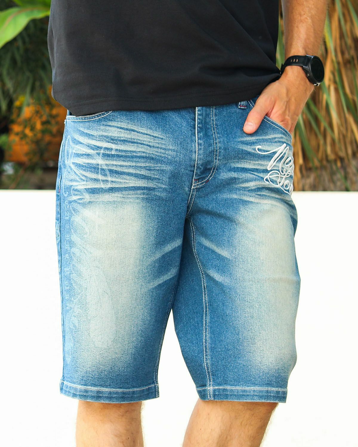 ブリーチ：183cm/70kg(Lサイズ着用)