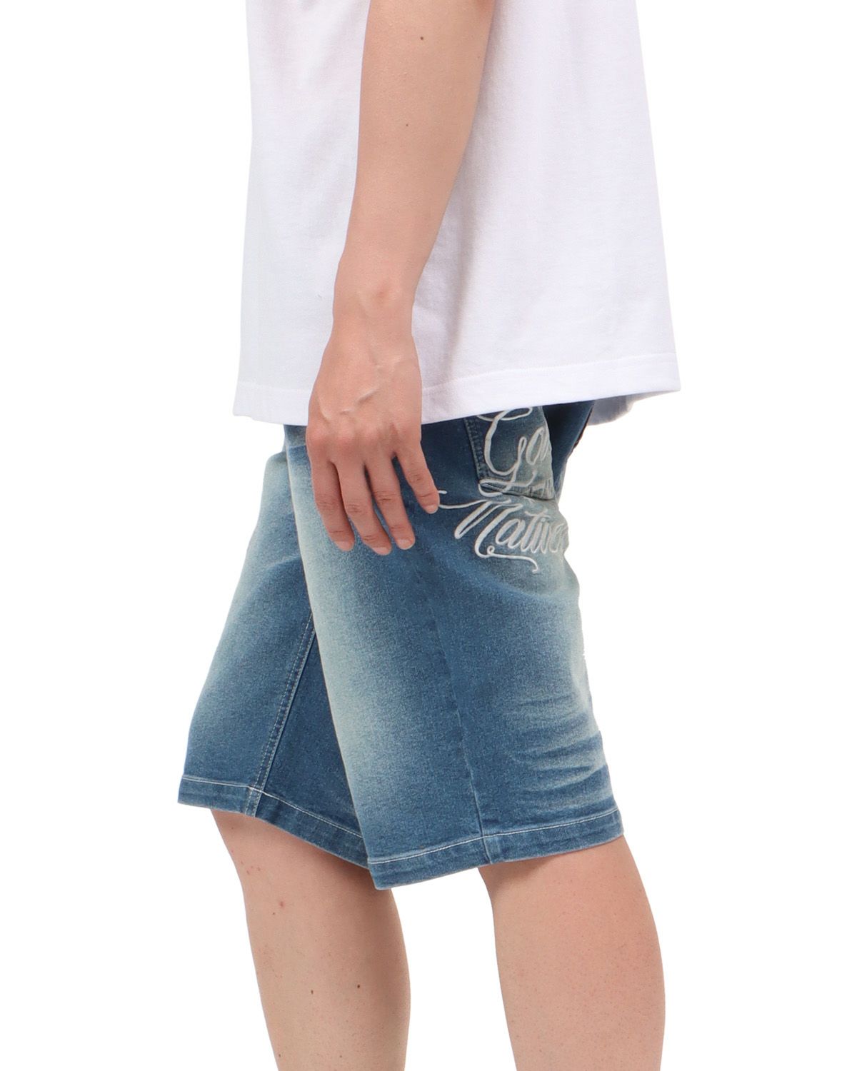 ブリーチ：174cm62kg(Mサイズ着用)