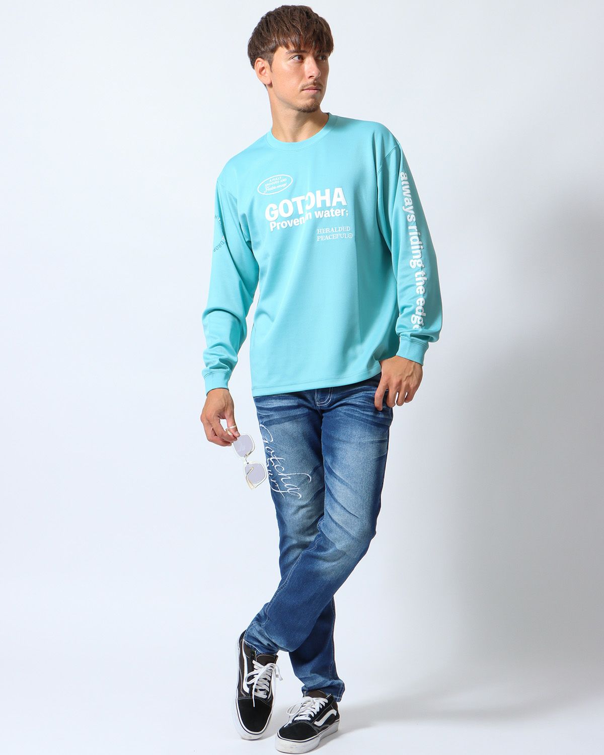 インディゴ：180cm/70kg(Mサイズ着用)