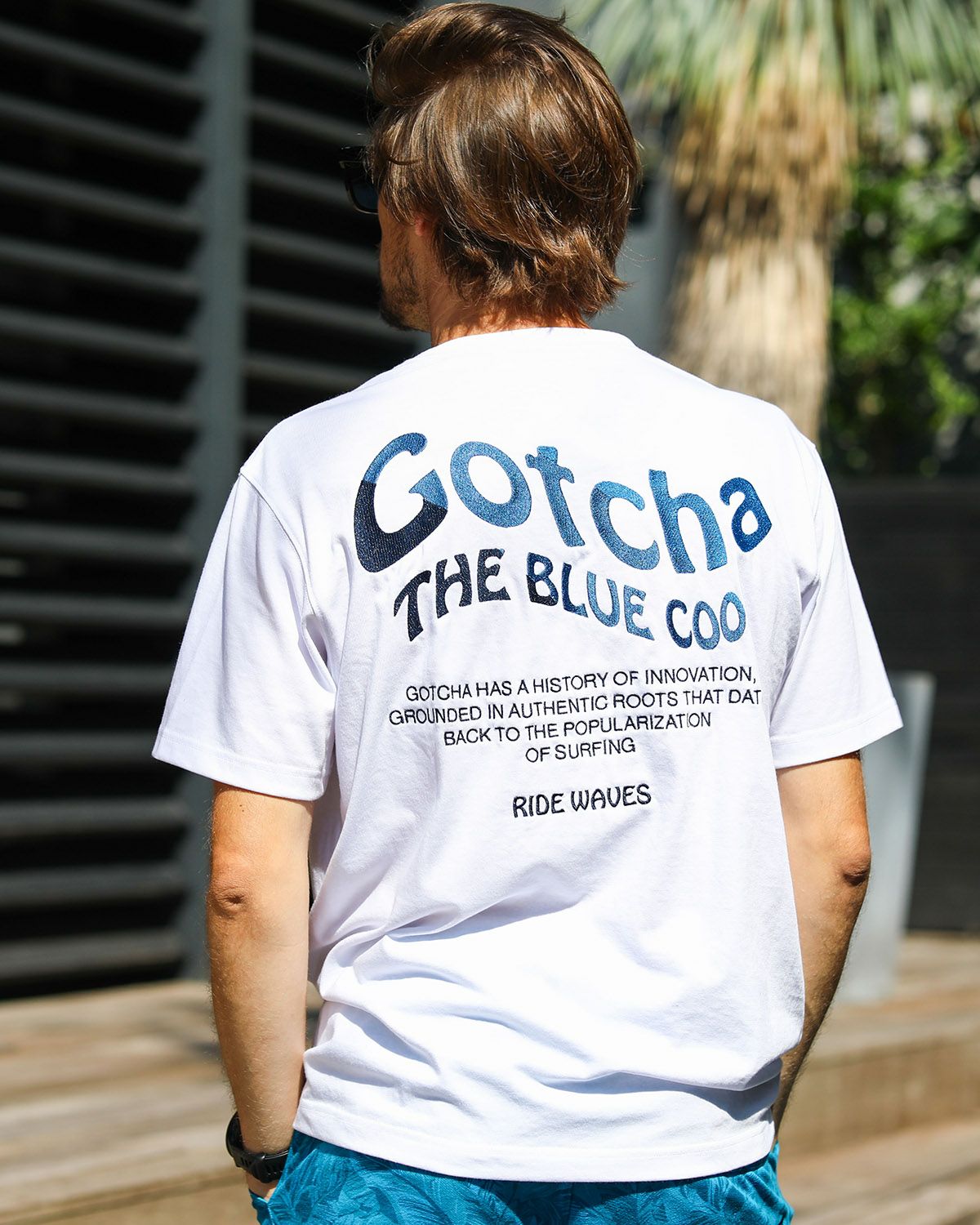 ホワイト：183cm/70kg(Lサイズ着用)