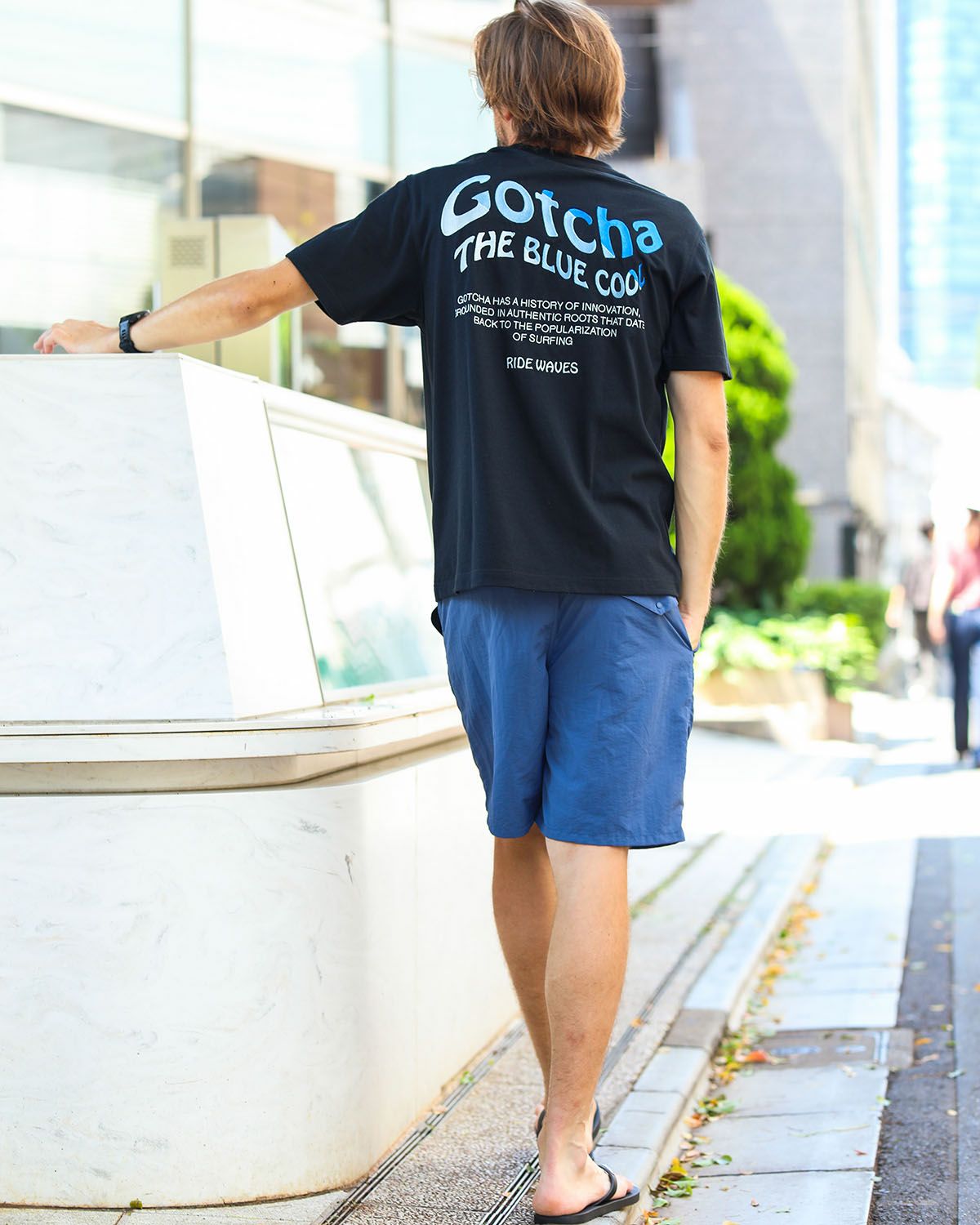 ブラック：183cm/70kg(Lサイズ着用)