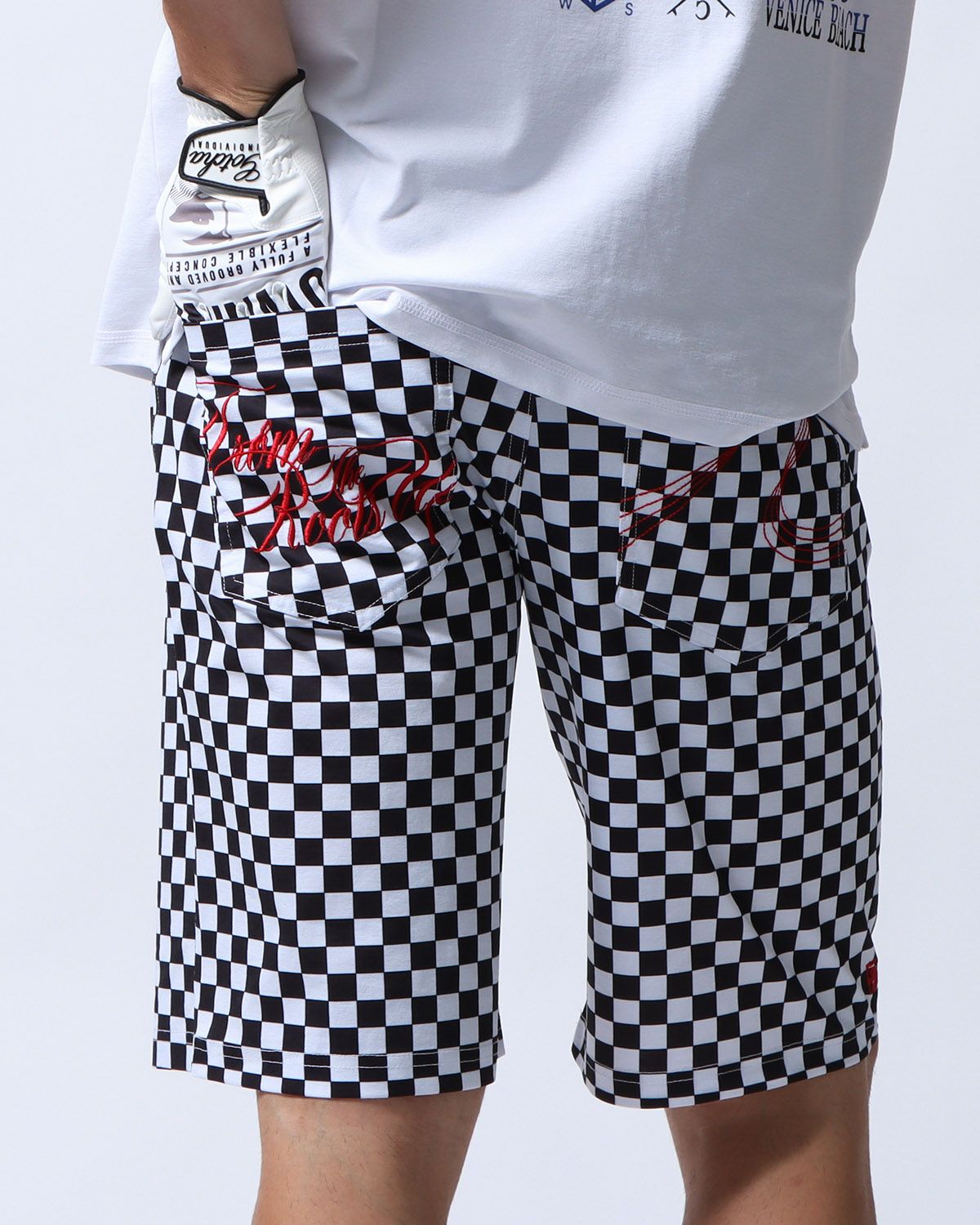 ホワイト：180cm/70kg(Mサイズ着用)