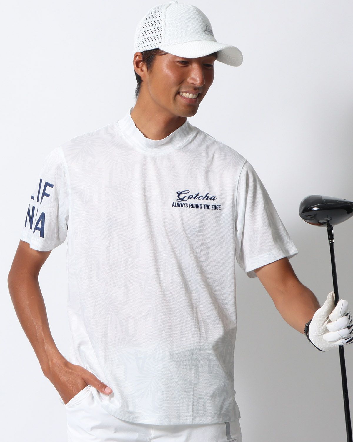 ホワイト：178cm/68kg(Lサイズ着用)