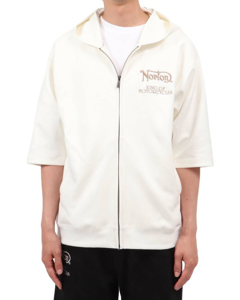 オフホワイト：174cm62kg(Lサイズ着用)