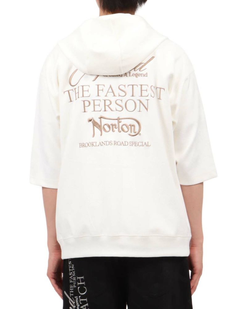 オフホワイト：174cm62kg(Lサイズ着用)