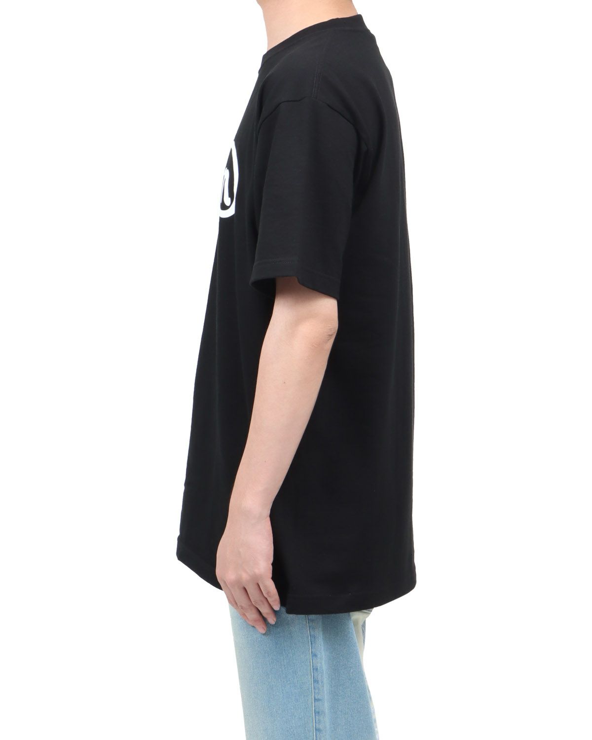 ブラック：173cm63kg(Lサイズ着用)　