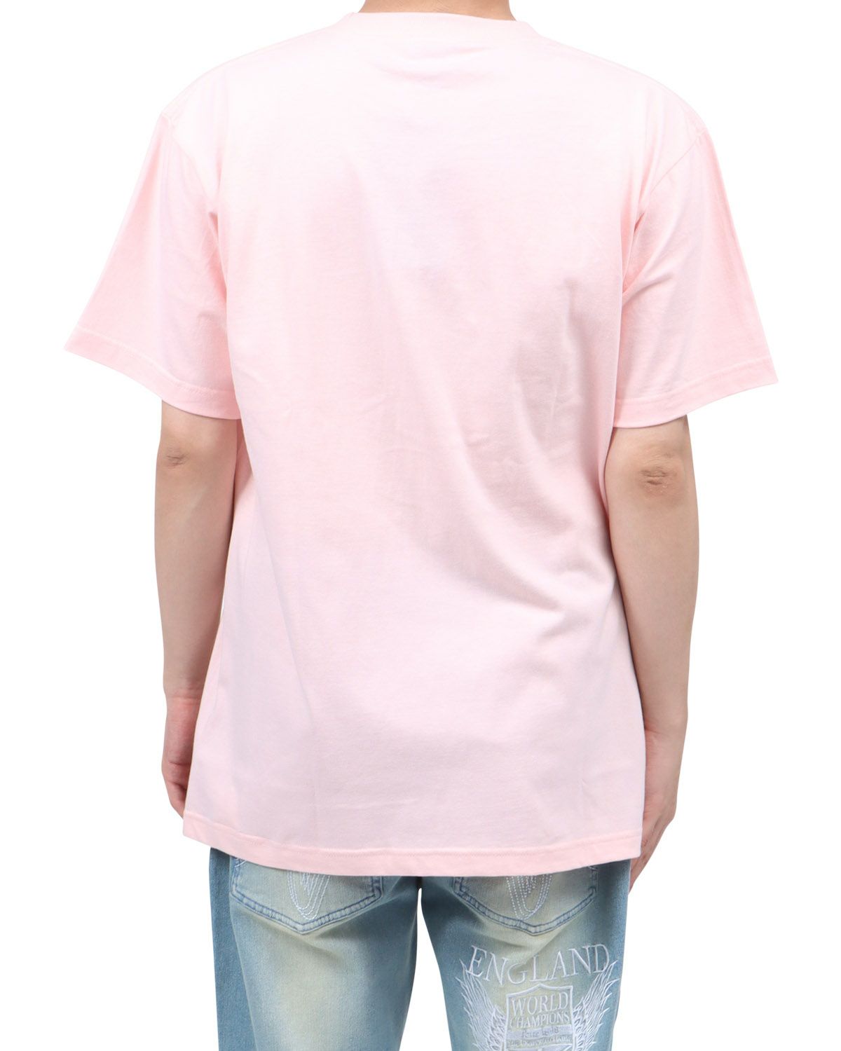 ベビーピンク：173cm63kg(Lサイズ着用)　