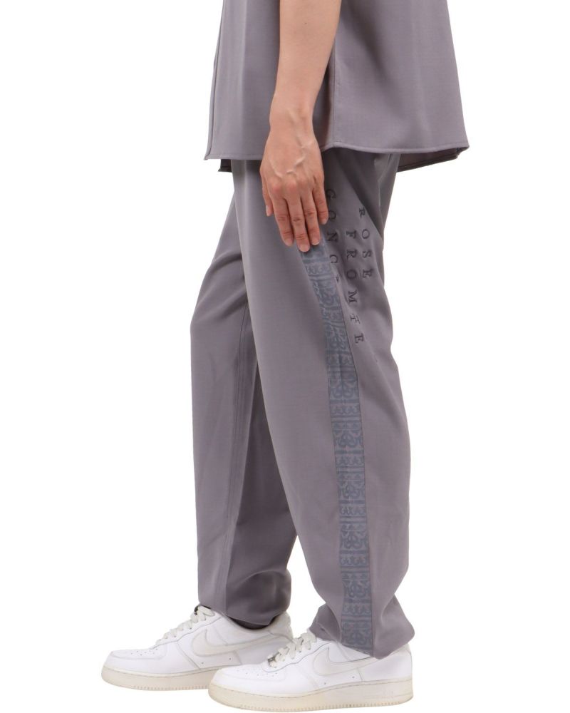 グレー：174cm62kg(Mサイズ着用)