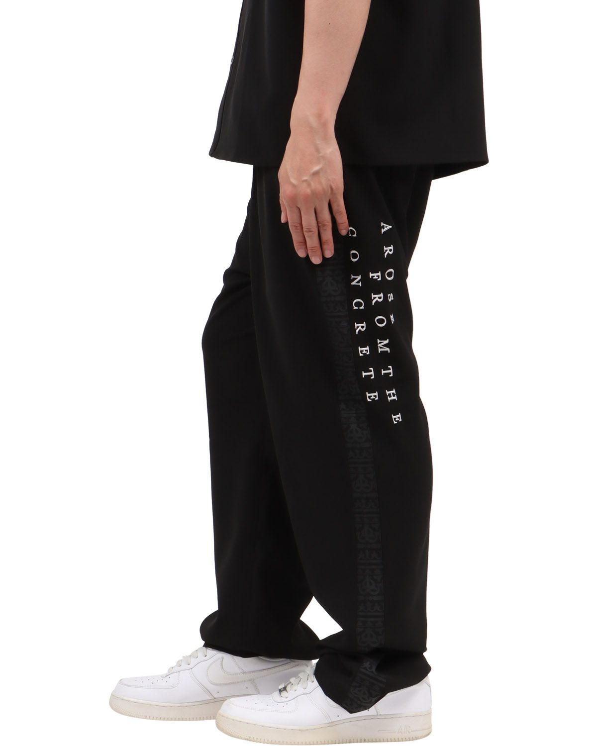 ブラック：174cm62kg(Mサイズ着用)