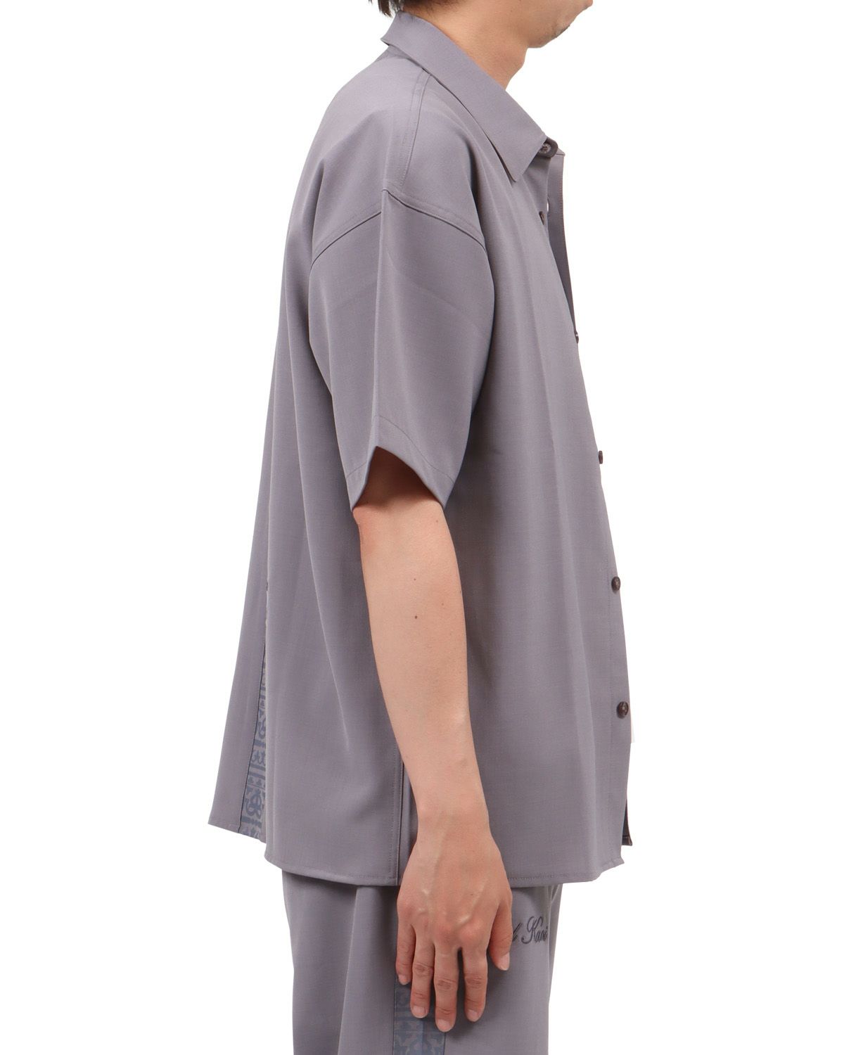 グレー：174cm62kg(Lサイズ着用)