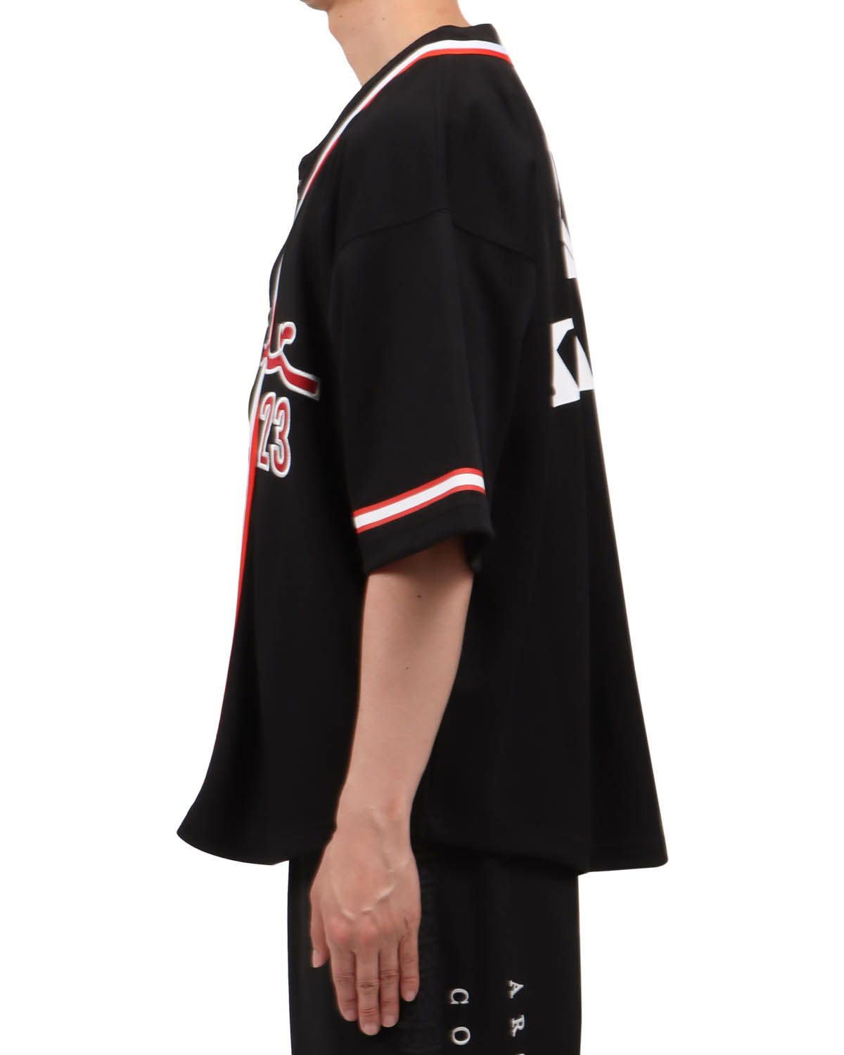 ブラック：174cm62kg(Lサイズ着用)