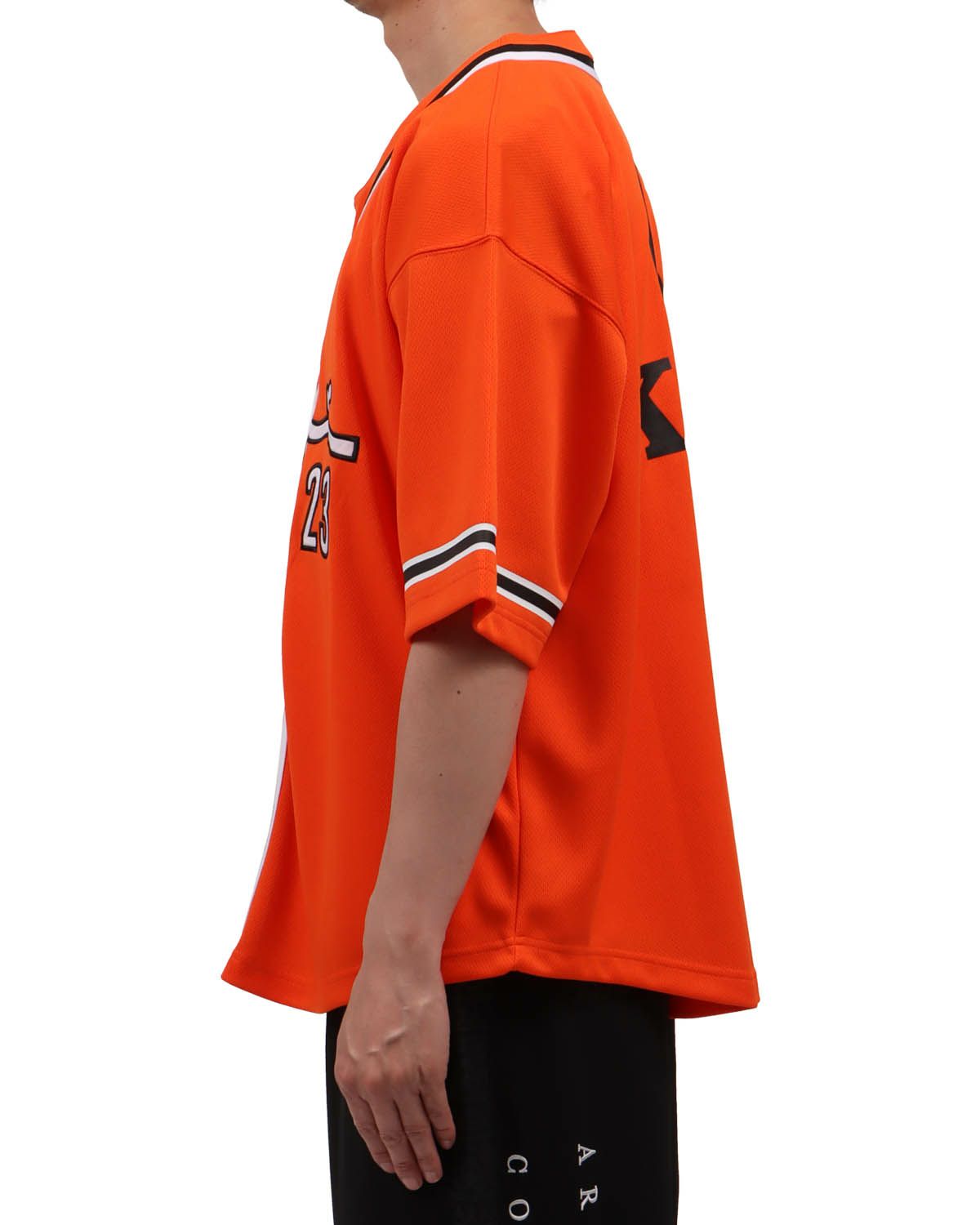 オレンジ：174cm62kg(Lサイズ着用)