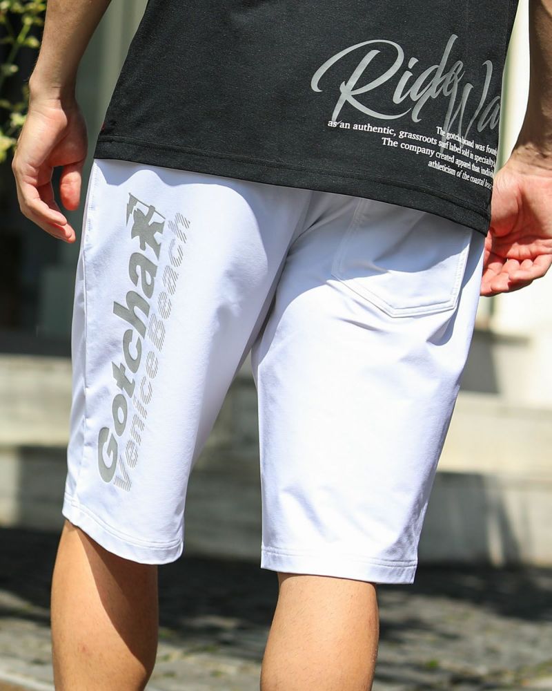 ホワイト:180cm70kg(Lサイズ着用)