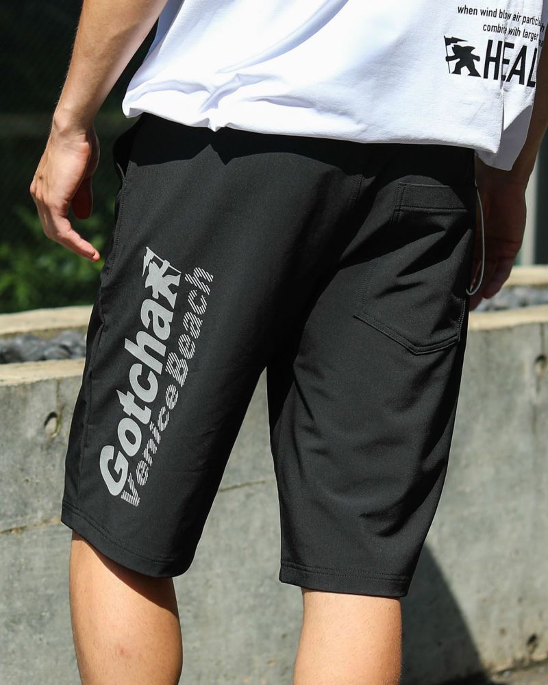 ブラック:180cm70kg(Mサイズ着用)