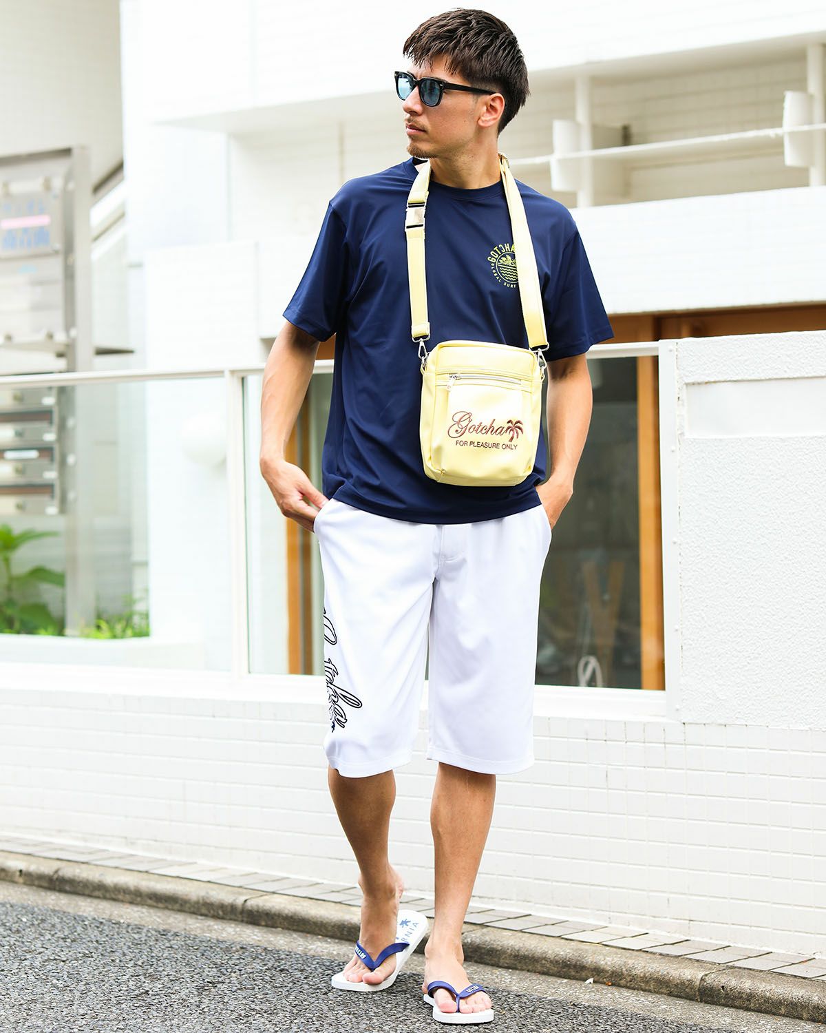 ホワイト:180cm70kg(Mサイズ着用)