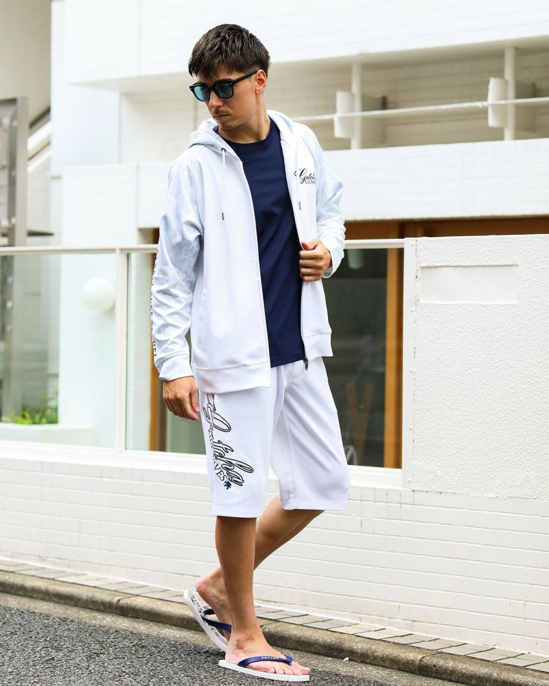 ホワイト:180cm70kg(Mサイズ着用)