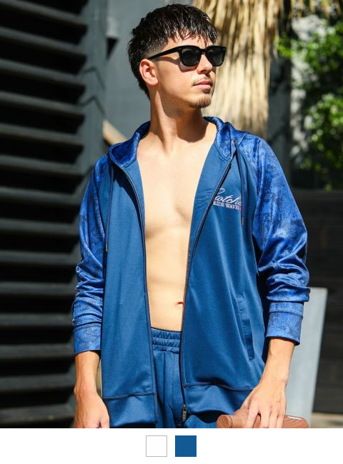 ネイビー:180cm70kg(Lサイズ着用)